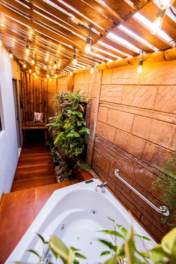 Casa Suculenta ,Monteverde Con Jacuzzi Privado Y Lavanderia Экстерьер фото