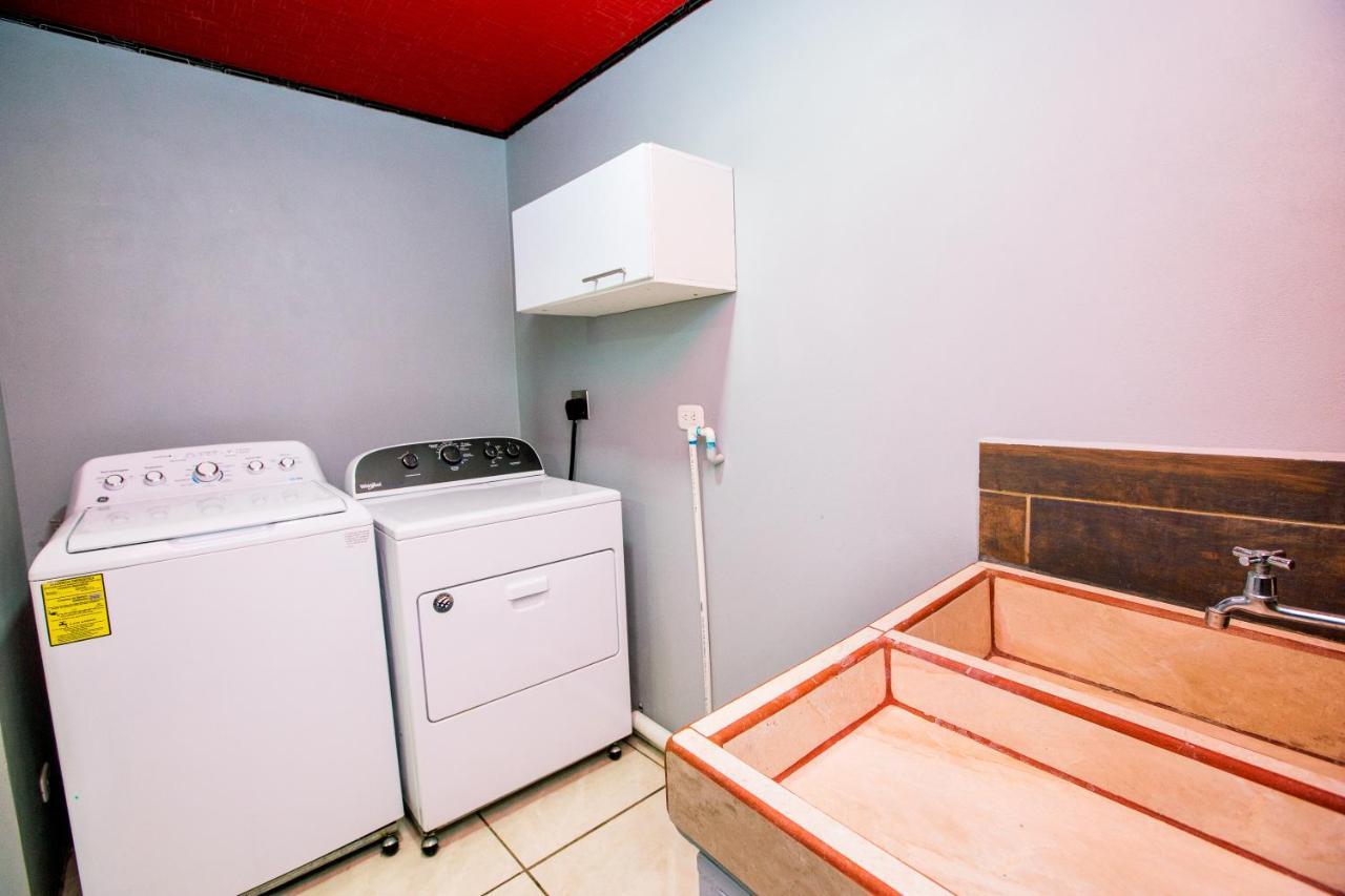 Casa Suculenta ,Monteverde Con Jacuzzi Privado Y Lavanderia Экстерьер фото